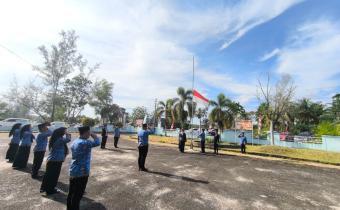 Upacara hari kemerdekaan Republik Indonesia ke 80 sekretariat Bawaslu Aceh Singkil 